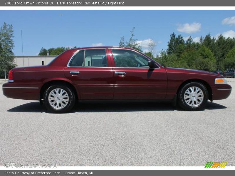  2005 Crown Victoria LX Dark Toreador Red Metallic