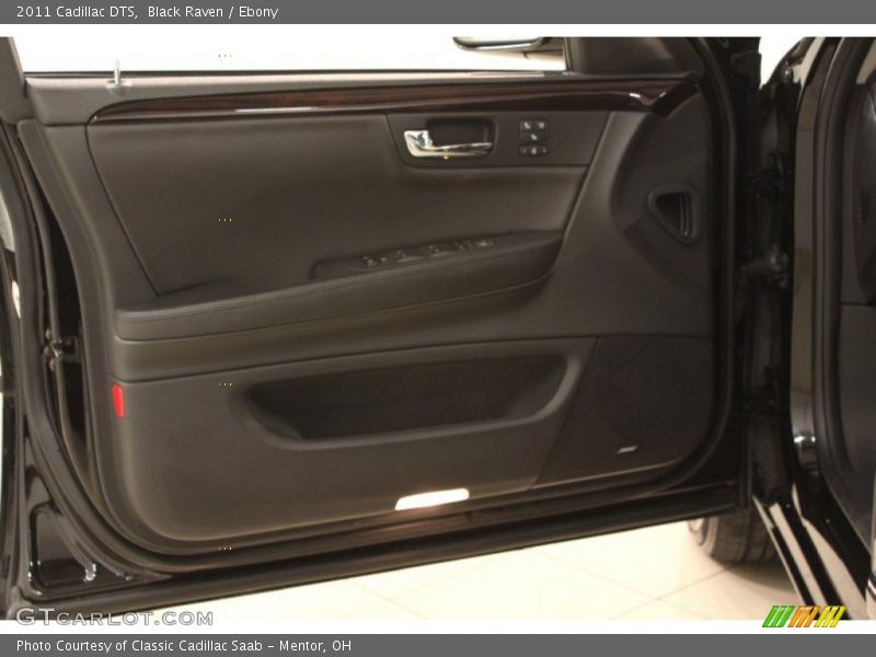 Black Raven / Ebony 2011 Cadillac DTS