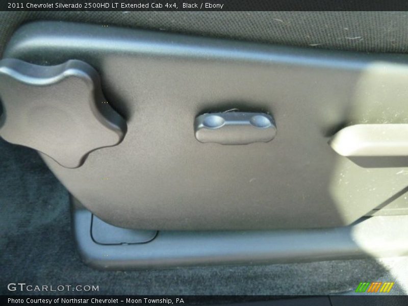 Black / Ebony 2011 Chevrolet Silverado 2500HD LT Extended Cab 4x4