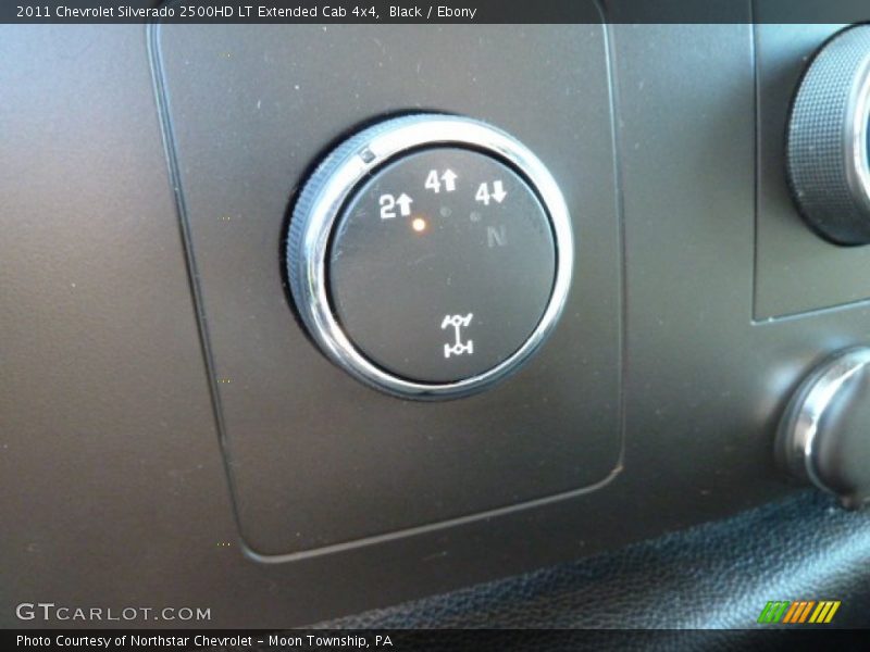Black / Ebony 2011 Chevrolet Silverado 2500HD LT Extended Cab 4x4
