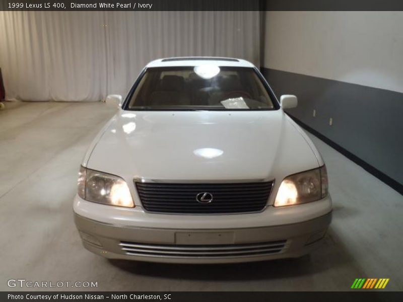 Diamond White Pearl / Ivory 1999 Lexus LS 400