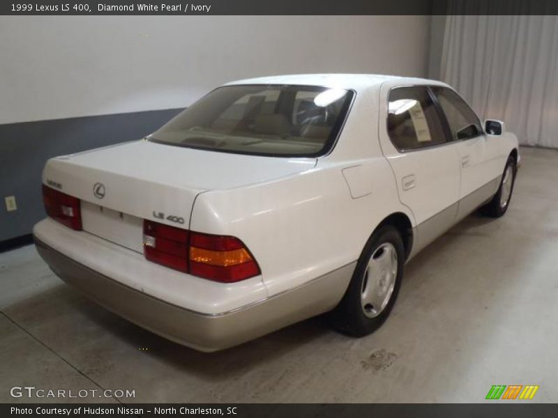 Diamond White Pearl / Ivory 1999 Lexus LS 400