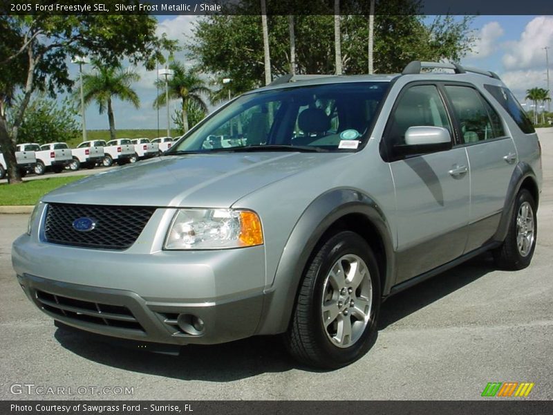 Silver Frost Metallic / Shale 2005 Ford Freestyle SEL