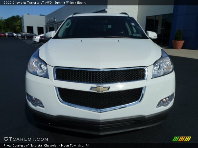 Summit White / Ebony 2010 Chevrolet Traverse LT AWD