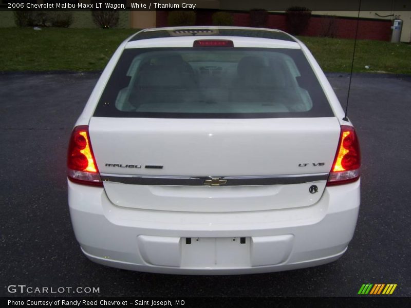 White / Titanium Gray 2006 Chevrolet Malibu Maxx LT Wagon