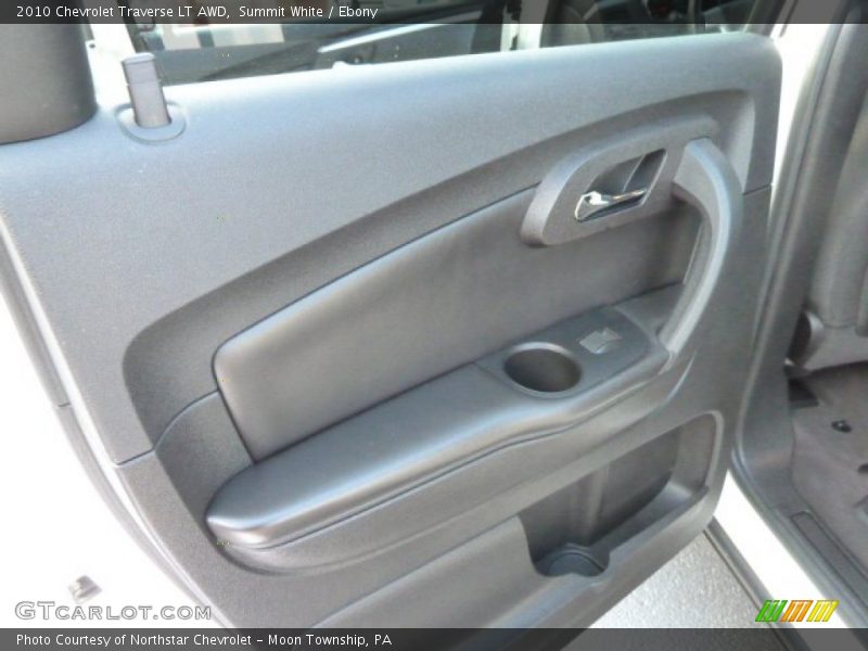 Summit White / Ebony 2010 Chevrolet Traverse LT AWD