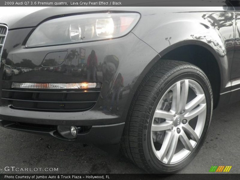 Lava Grey Pearl Effect / Black 2009 Audi Q7 3.6 Premium quattro