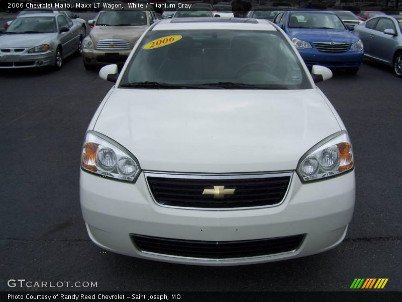 White / Titanium Gray 2006 Chevrolet Malibu Maxx LT Wagon