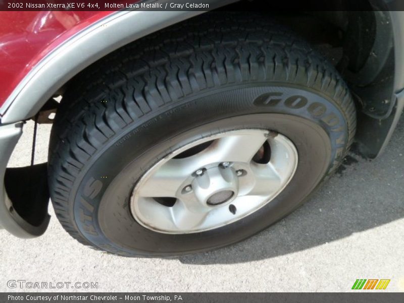 Molten Lava Metallic / Gray Celadon 2002 Nissan Xterra XE V6 4x4