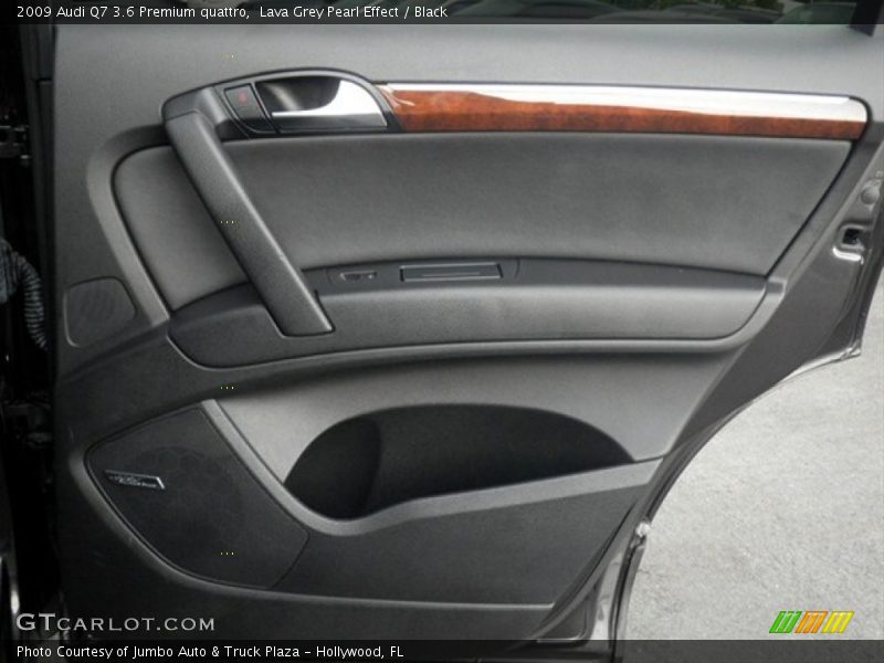 Lava Grey Pearl Effect / Black 2009 Audi Q7 3.6 Premium quattro