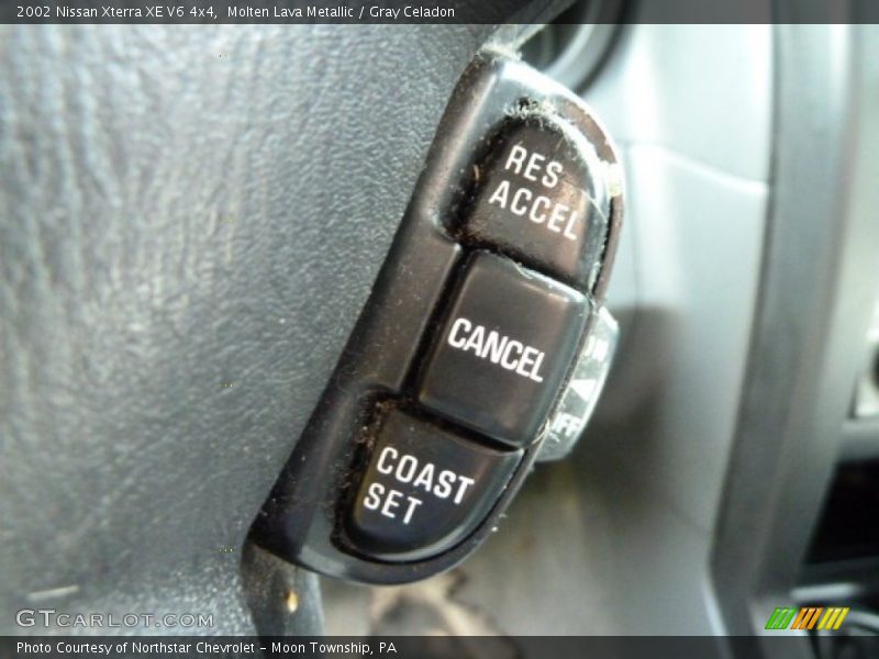 Molten Lava Metallic / Gray Celadon 2002 Nissan Xterra XE V6 4x4
