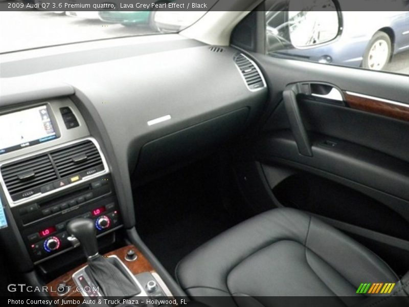 Lava Grey Pearl Effect / Black 2009 Audi Q7 3.6 Premium quattro