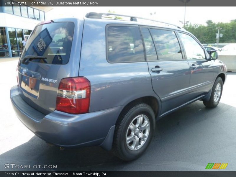 Bluestone Metallic / Ivory 2004 Toyota Highlander V6