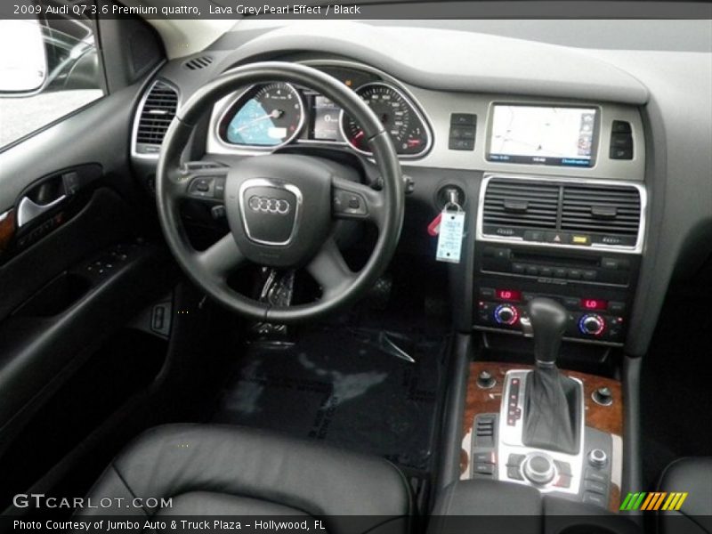 Lava Grey Pearl Effect / Black 2009 Audi Q7 3.6 Premium quattro
