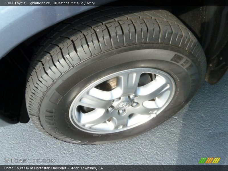Bluestone Metallic / Ivory 2004 Toyota Highlander V6