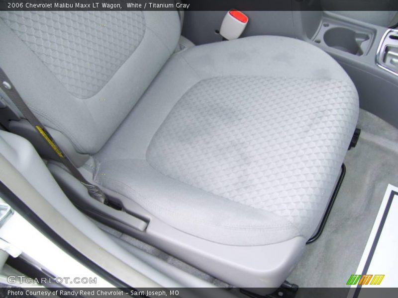 White / Titanium Gray 2006 Chevrolet Malibu Maxx LT Wagon