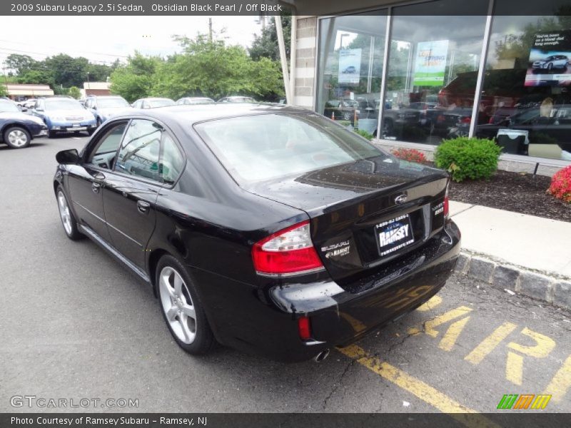 Obsidian Black Pearl / Off Black 2009 Subaru Legacy 2.5i Sedan