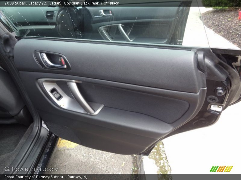 Obsidian Black Pearl / Off Black 2009 Subaru Legacy 2.5i Sedan
