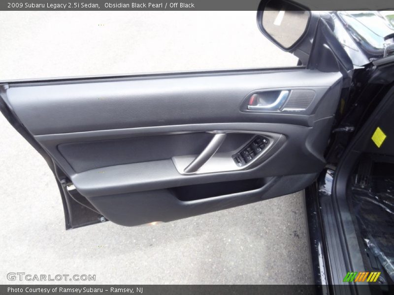 Obsidian Black Pearl / Off Black 2009 Subaru Legacy 2.5i Sedan