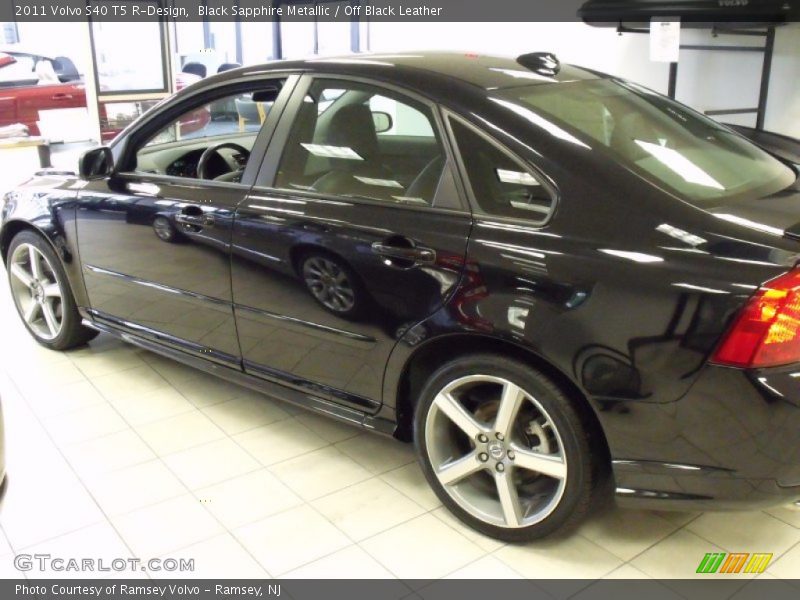 Black Sapphire Metallic / Off Black Leather 2011 Volvo S40 T5 R-Design