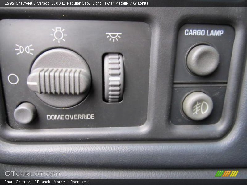 Controls of 1999 Silverado 1500 LS Regular Cab