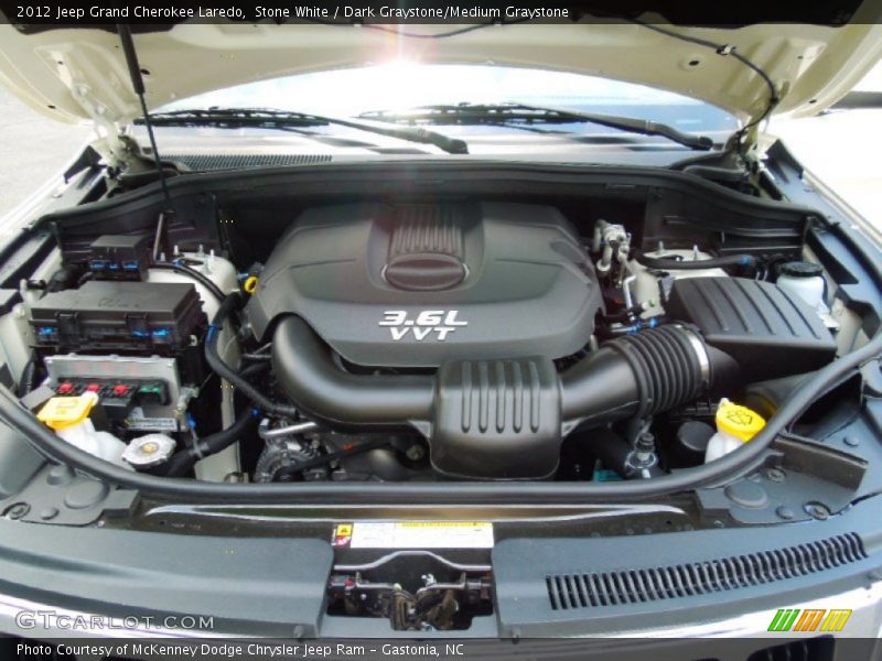 Stone White / Dark Graystone/Medium Graystone 2012 Jeep Grand Cherokee Laredo
