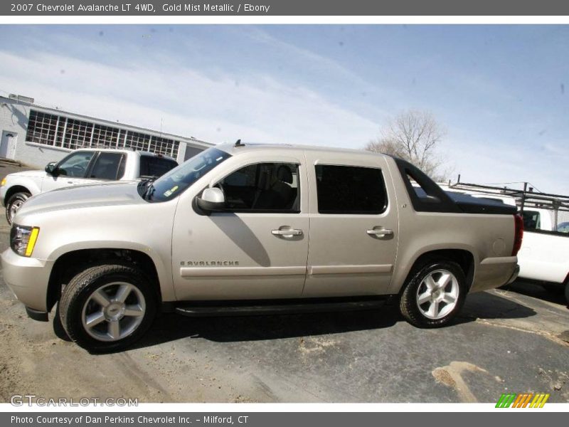 Gold Mist Metallic / Ebony 2007 Chevrolet Avalanche LT 4WD