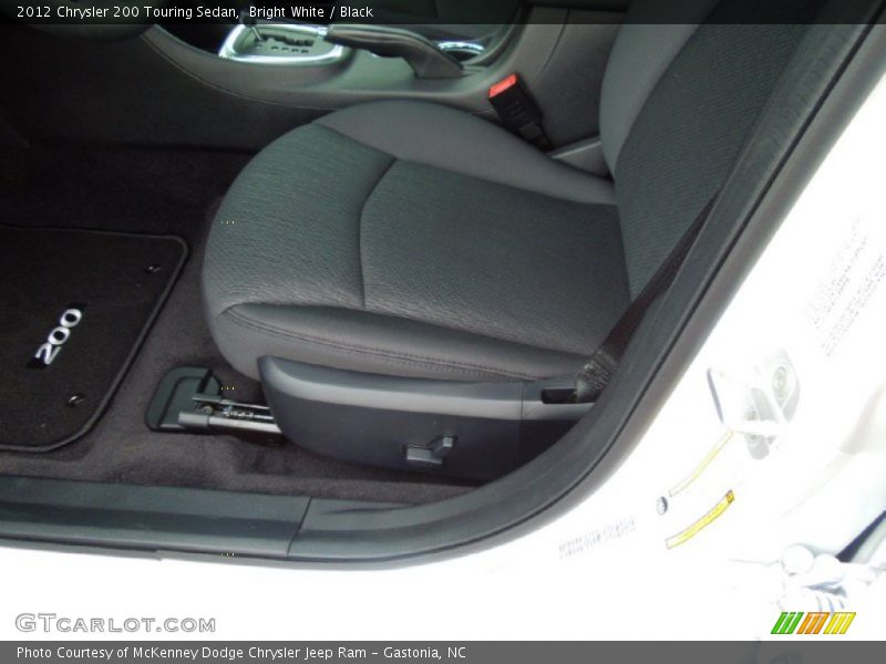 Bright White / Black 2012 Chrysler 200 Touring Sedan