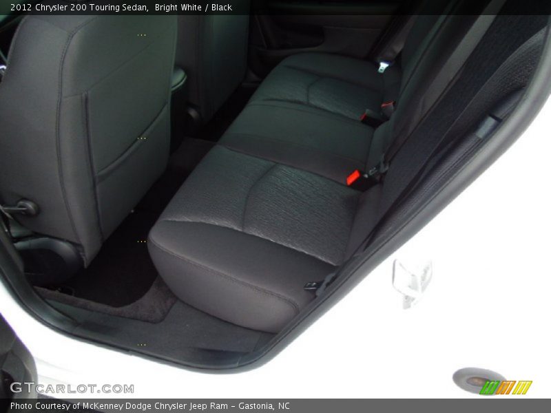 Bright White / Black 2012 Chrysler 200 Touring Sedan