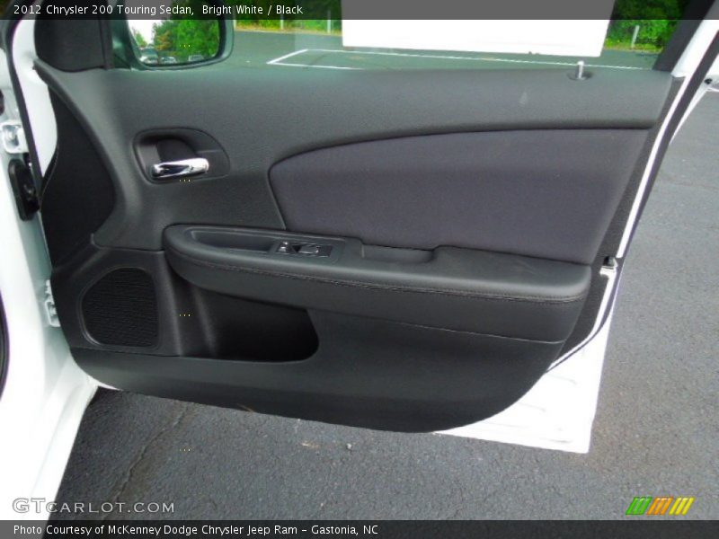 Bright White / Black 2012 Chrysler 200 Touring Sedan