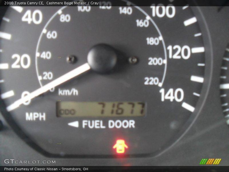 Cashmere Beige Metallic / Gray 2000 Toyota Camry CE