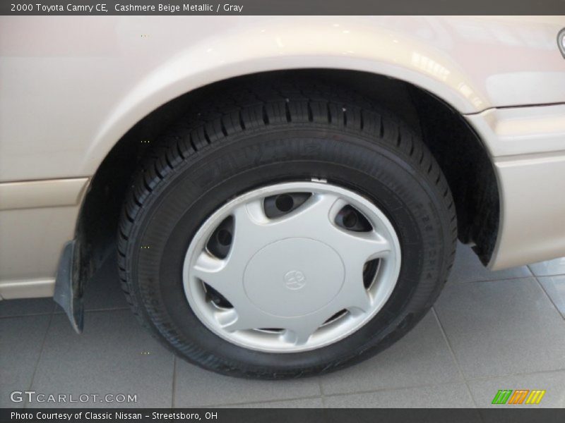 Cashmere Beige Metallic / Gray 2000 Toyota Camry CE