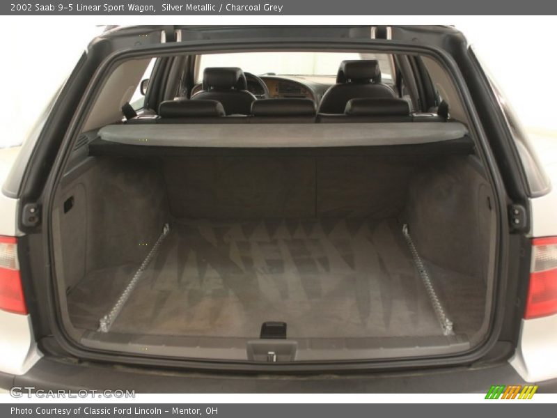  2002 9-5 Linear Sport Wagon Trunk