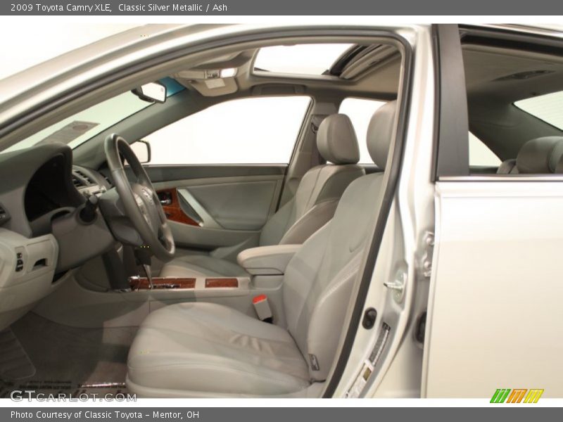 Classic Silver Metallic / Ash 2009 Toyota Camry XLE