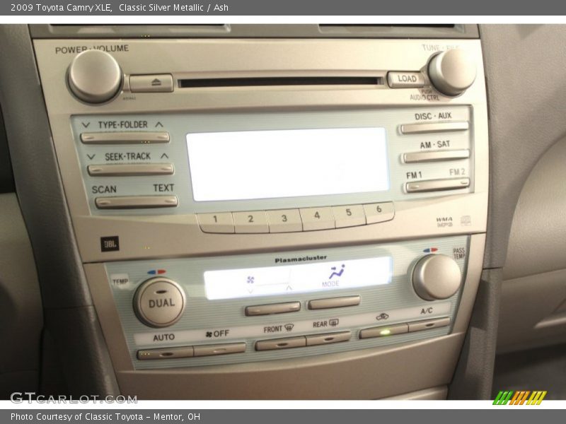 Classic Silver Metallic / Ash 2009 Toyota Camry XLE