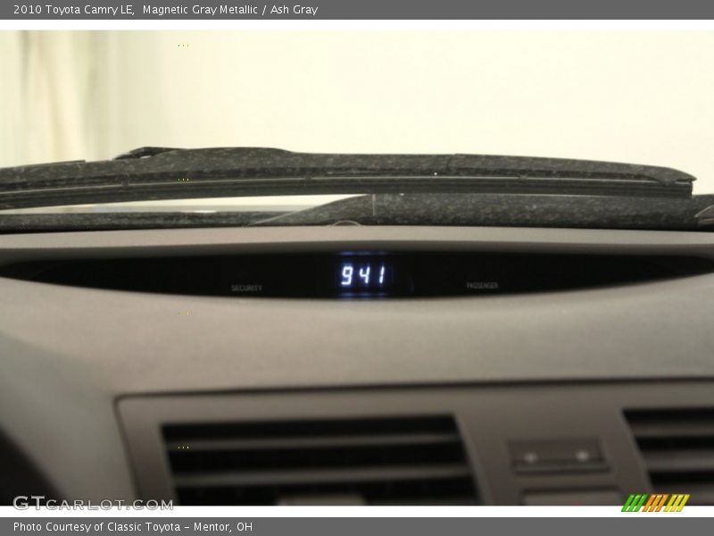 Magnetic Gray Metallic / Ash Gray 2010 Toyota Camry LE