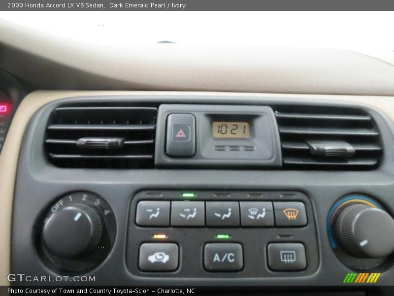 Controls of 2000 Accord LX V6 Sedan