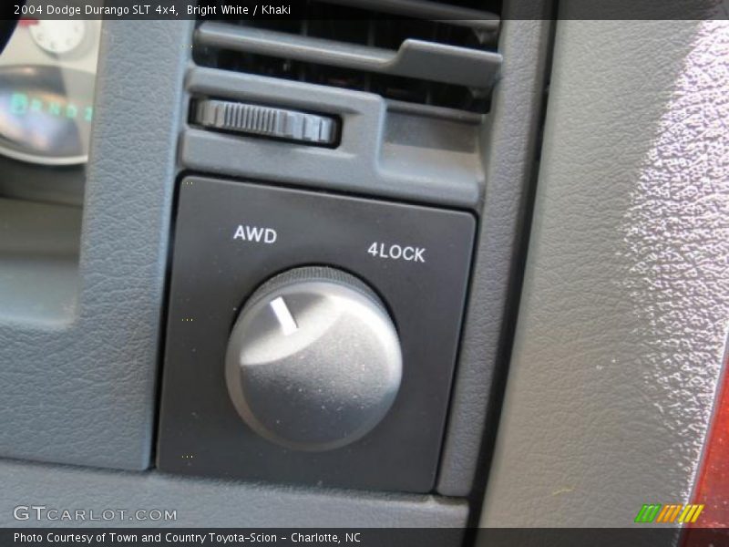 Bright White / Khaki 2004 Dodge Durango SLT 4x4