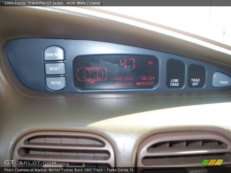 Arctic White / Camel 1999 Pontiac Grand Prix GT Sedan