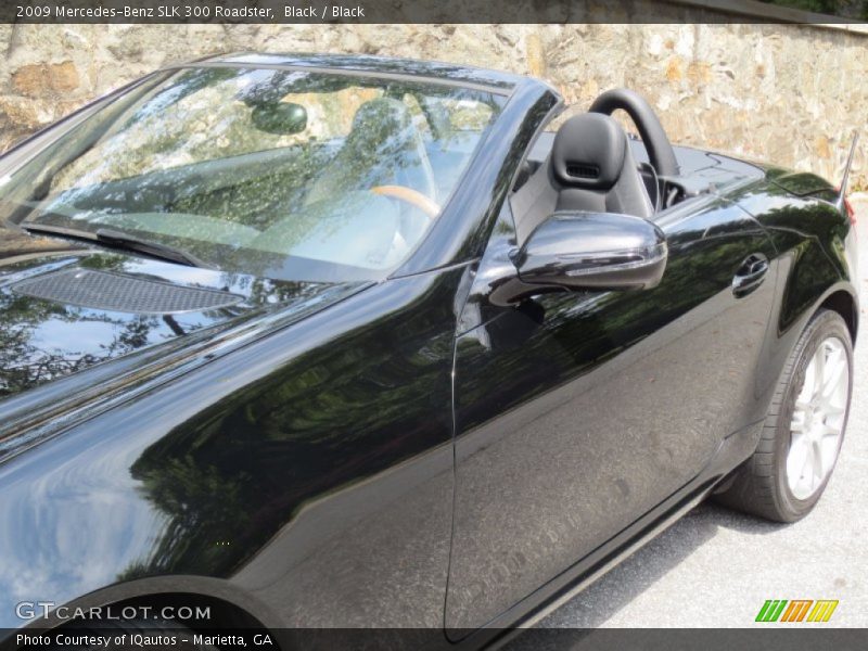 Black / Black 2009 Mercedes-Benz SLK 300 Roadster