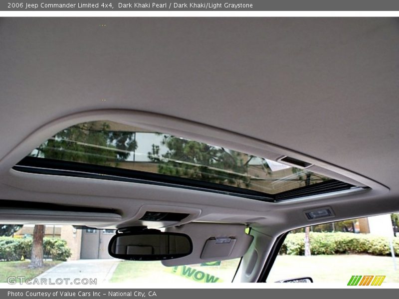 Dark Khaki Pearl / Dark Khaki/Light Graystone 2006 Jeep Commander Limited 4x4