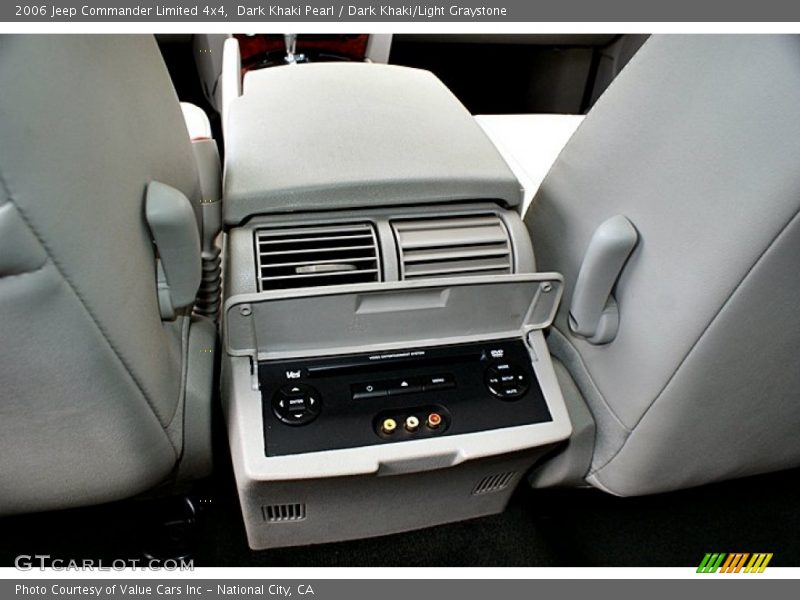 Dark Khaki Pearl / Dark Khaki/Light Graystone 2006 Jeep Commander Limited 4x4