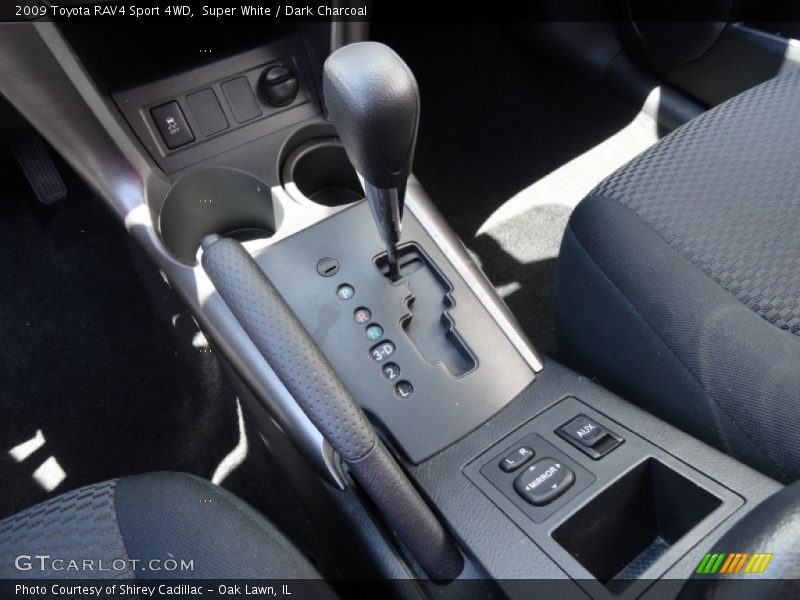 Super White / Dark Charcoal 2009 Toyota RAV4 Sport 4WD