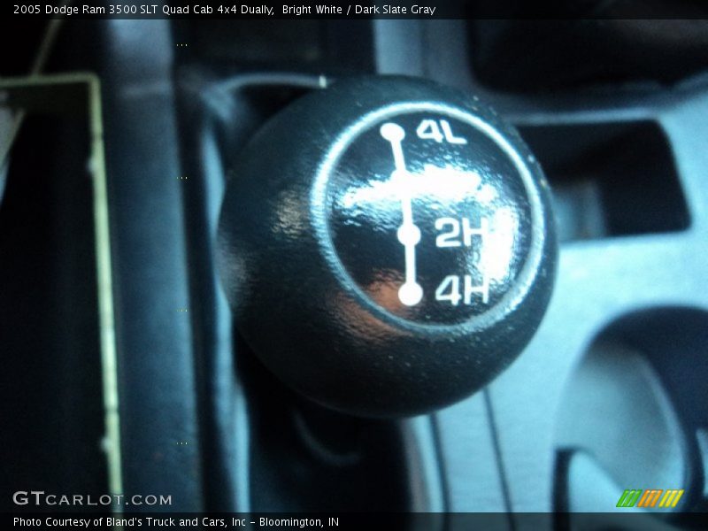 Bright White / Dark Slate Gray 2005 Dodge Ram 3500 SLT Quad Cab 4x4 Dually