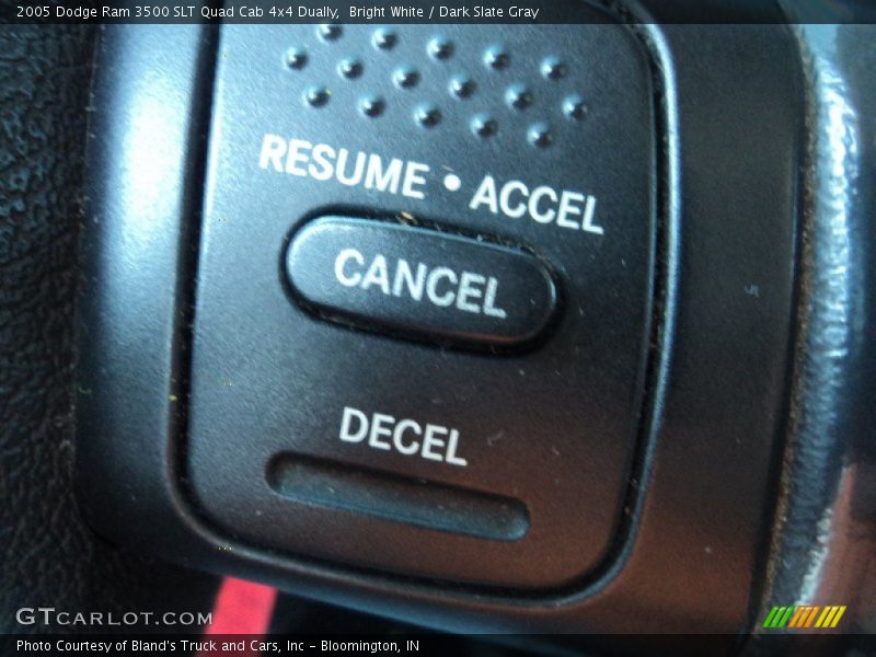 Bright White / Dark Slate Gray 2005 Dodge Ram 3500 SLT Quad Cab 4x4 Dually