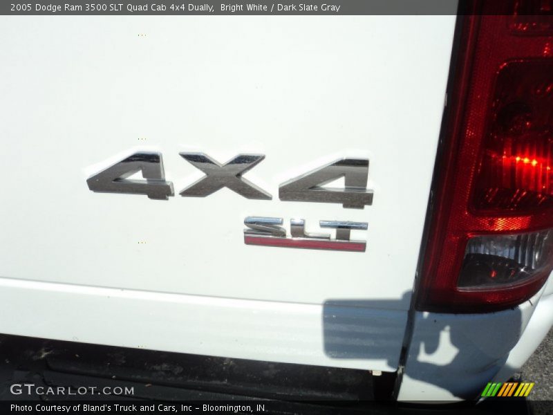Bright White / Dark Slate Gray 2005 Dodge Ram 3500 SLT Quad Cab 4x4 Dually