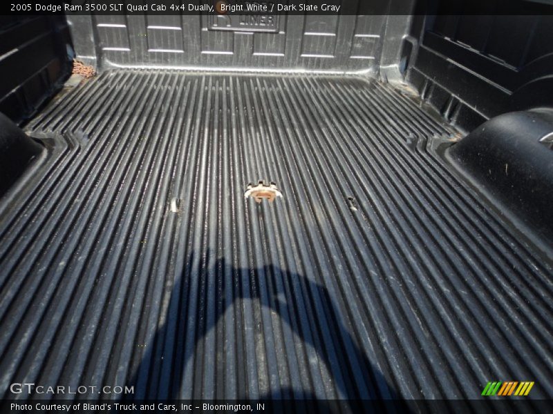 Bright White / Dark Slate Gray 2005 Dodge Ram 3500 SLT Quad Cab 4x4 Dually