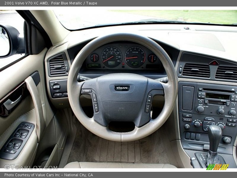  2001 V70 XC AWD Steering Wheel