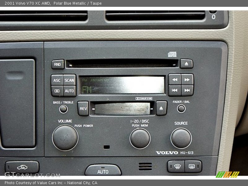 Audio System of 2001 V70 XC AWD