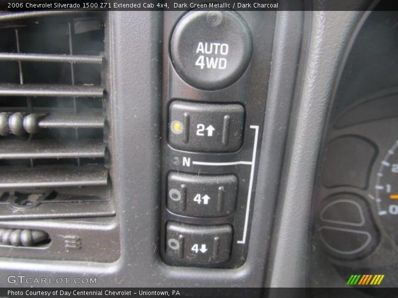 Controls of 2006 Silverado 1500 Z71 Extended Cab 4x4